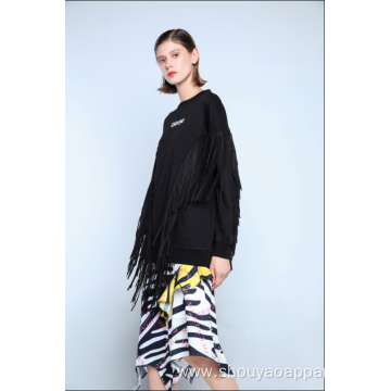 LADIES SWEATSHIRT WITH TASSELS